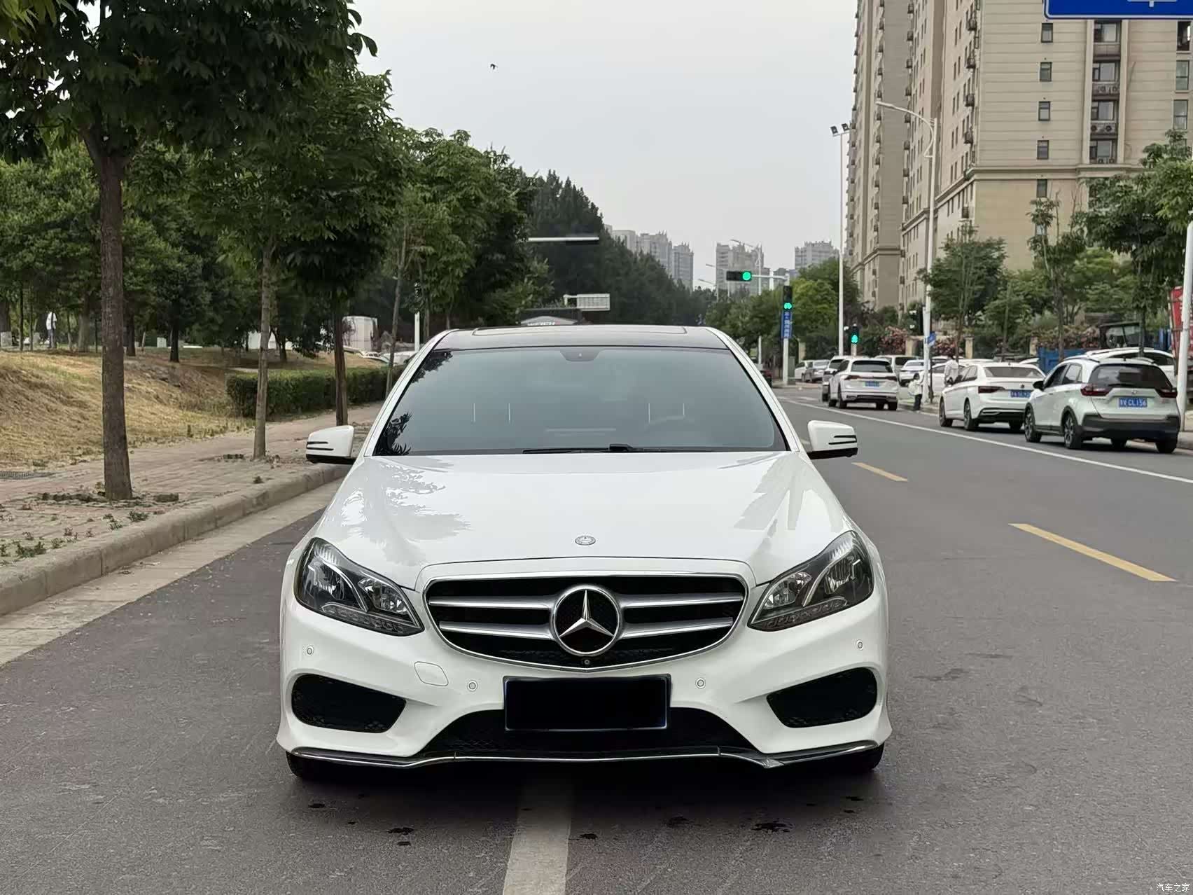 Mercedes-Benz E-Class, 2016 1
