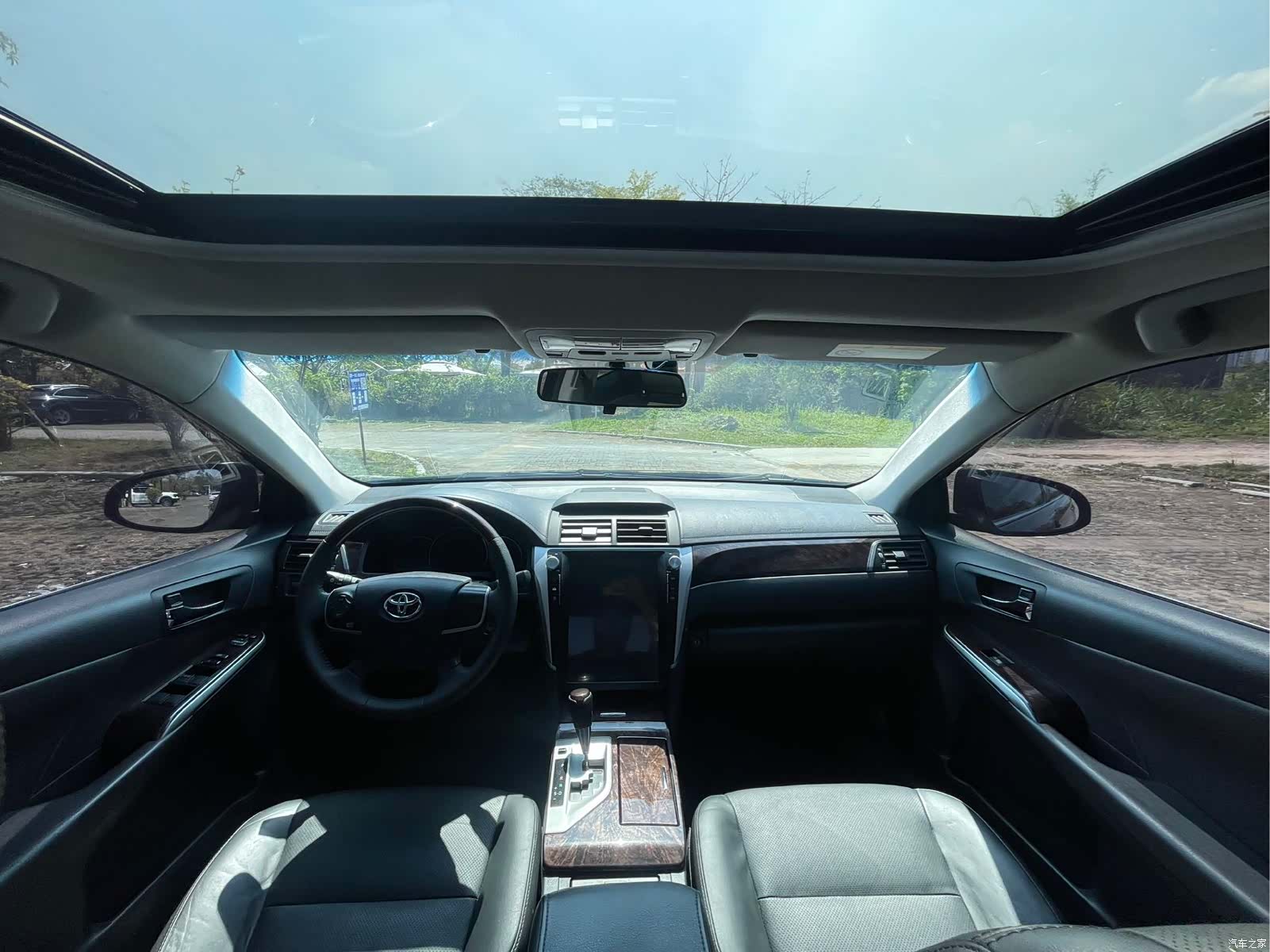 Toyota Camry, 2016 все фото