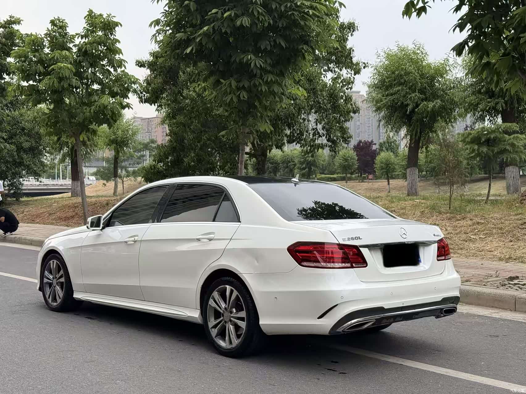 Mercedes-Benz E-Class, 2016 6
