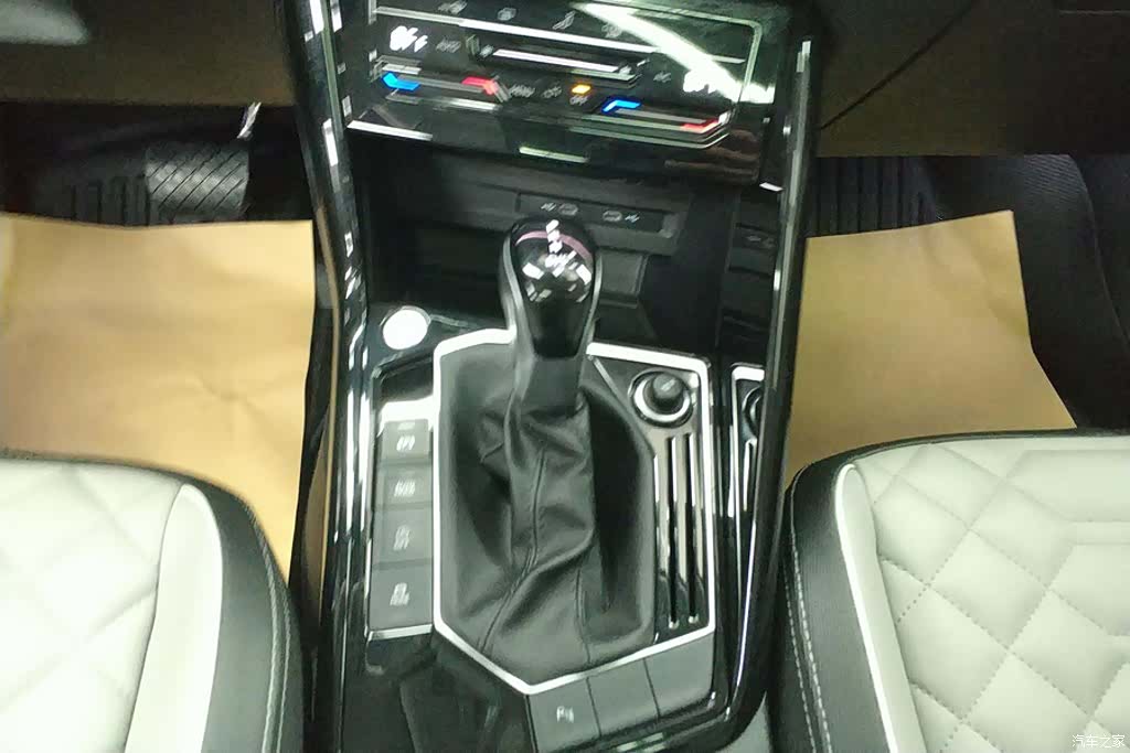 Volkswagen Tayron, 2024 16