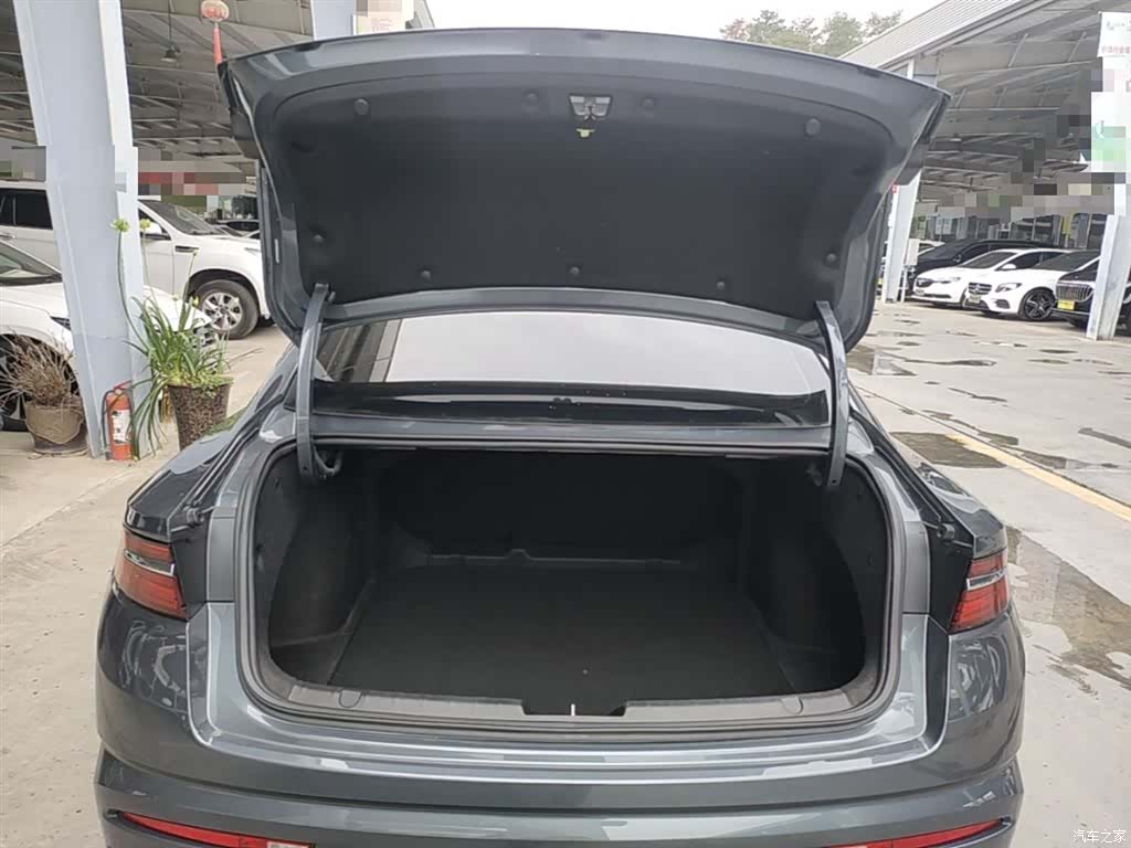 Geely Preface, 2023 19