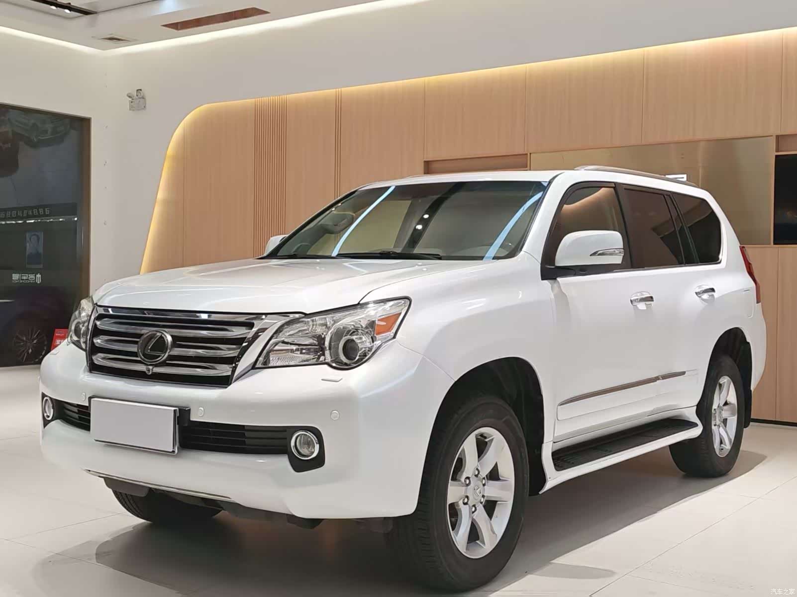 Lexus GX, 2012 1