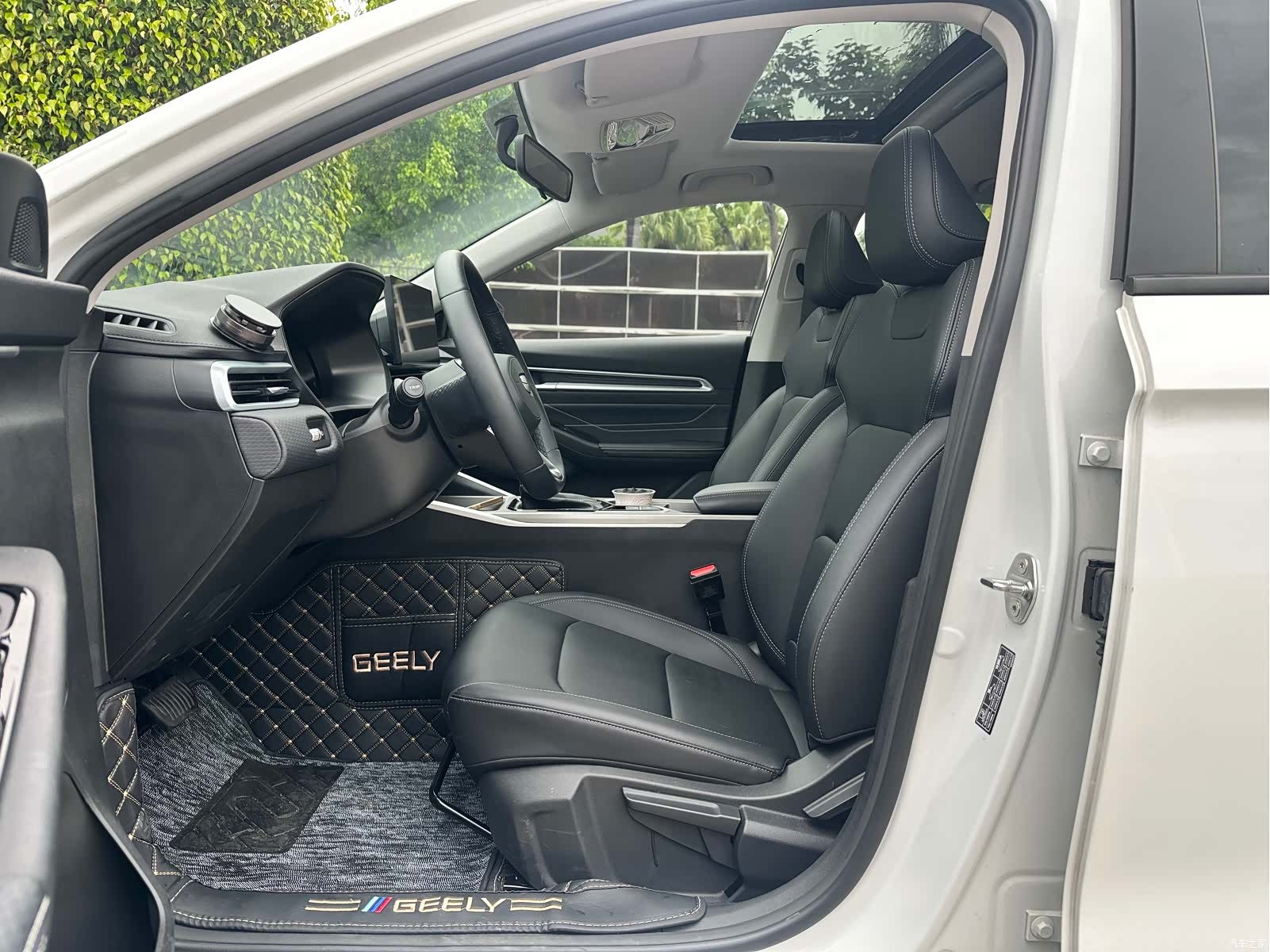 Geely Emgrand, 2025 4