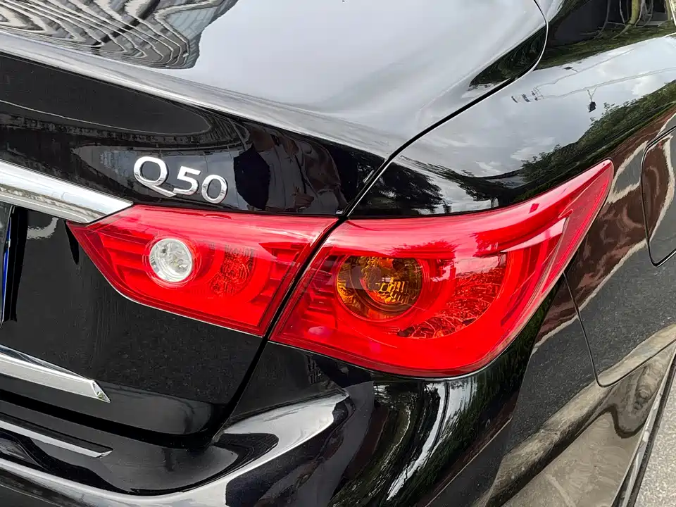 Infiniti Q50L Infiniti Q50L