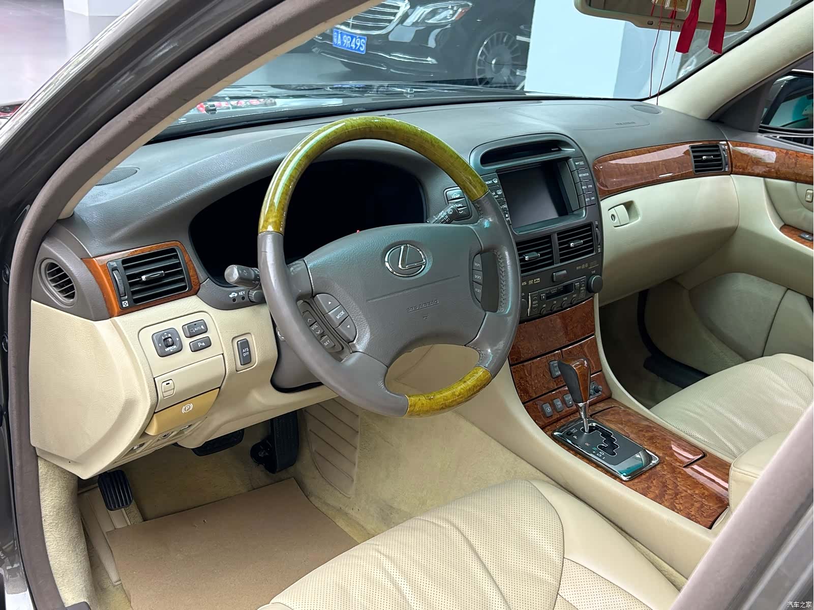 Lexus LS, 2006 9
