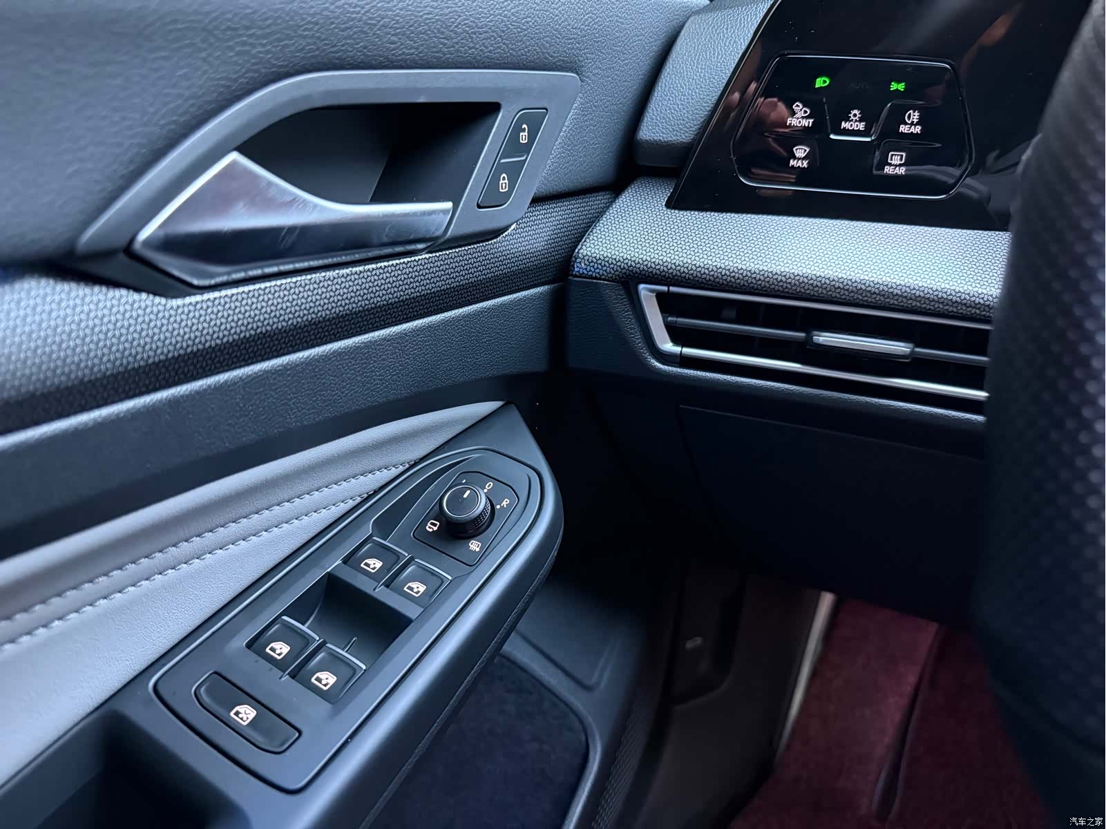 Volkswagen Golf, 2025 12