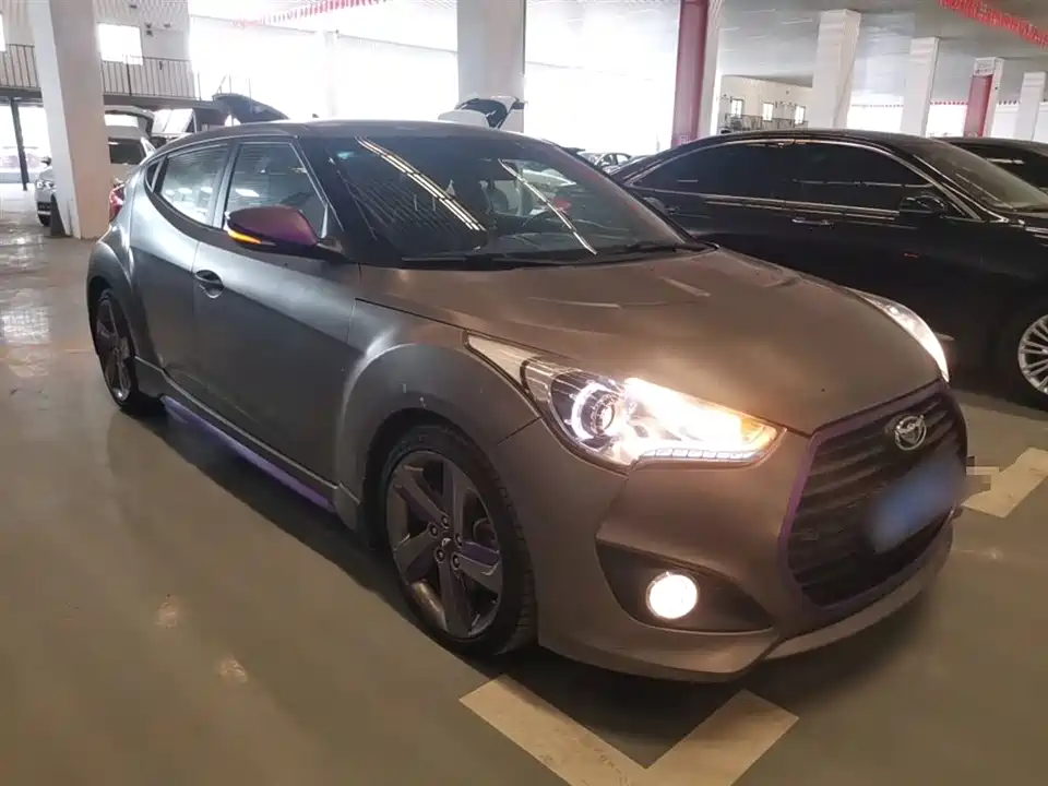 Hyundai Veloster