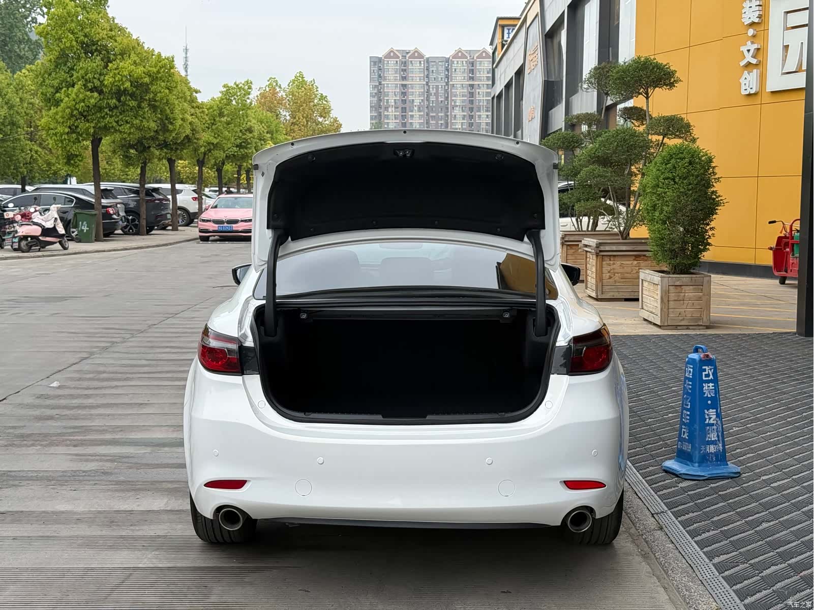 Mazda Atenza, 2023 8
