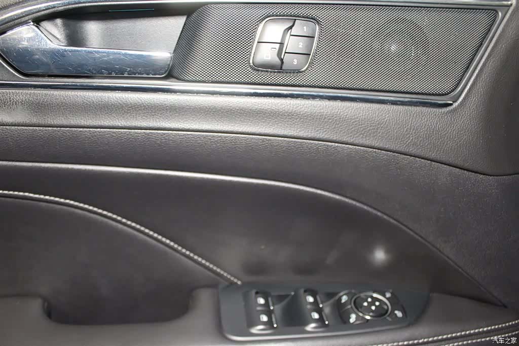 Ford Taurus, 2018 13