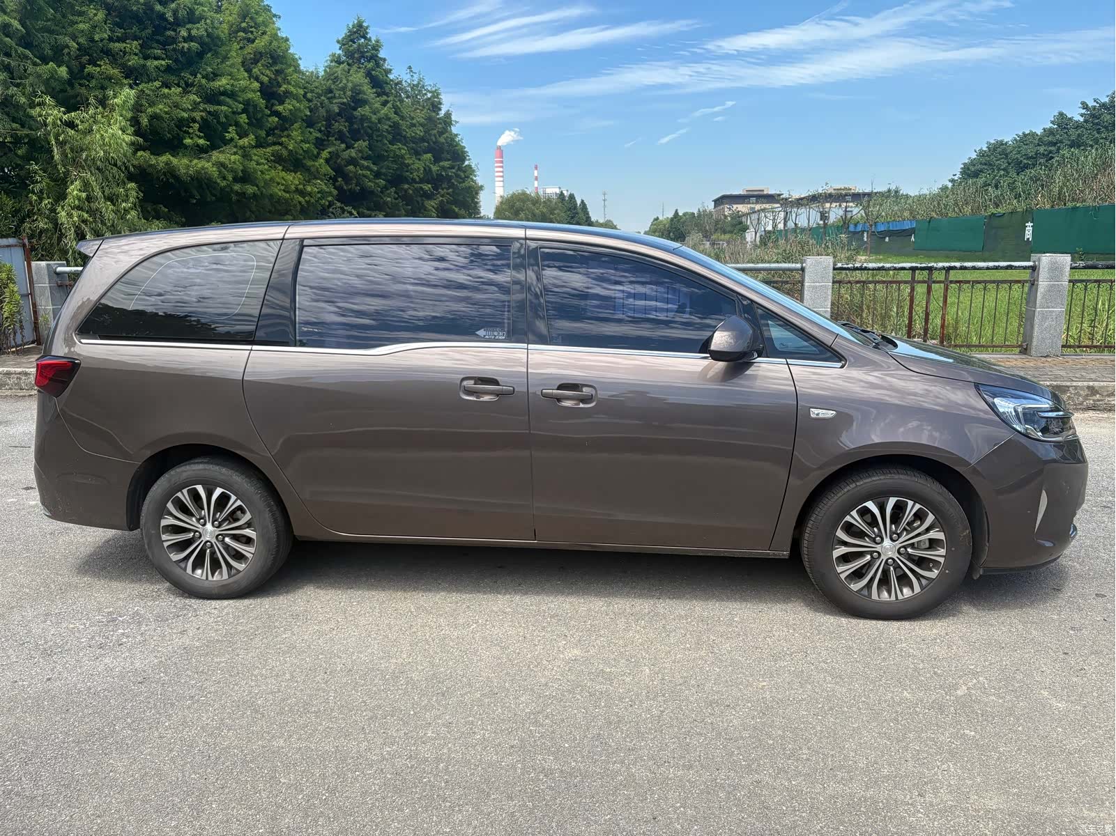 Buick GL8, 2022 10