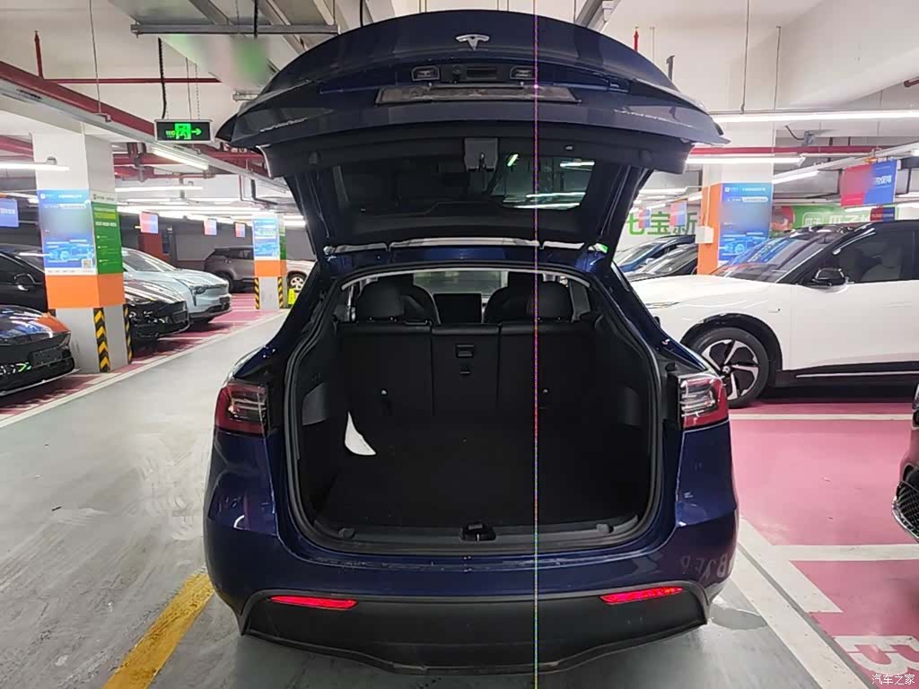 Tesla Model Y, 2021 19
