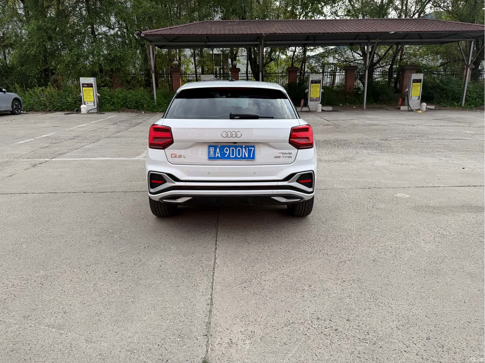 Audi Q2L, 2022 все фото