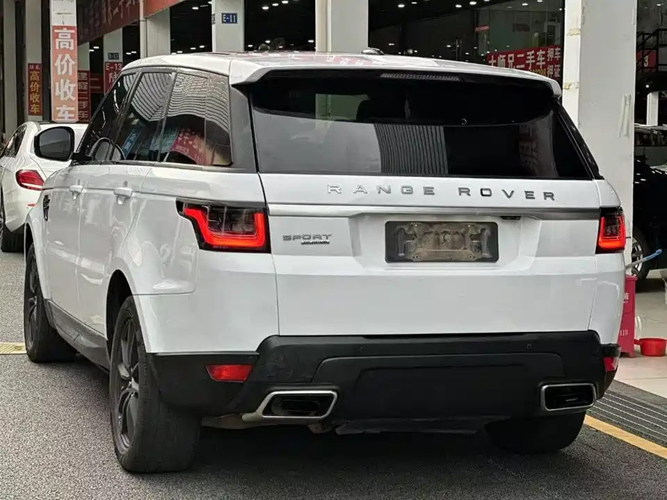 Land Rover Range Rover Sport Land Rover Range Rover Sport