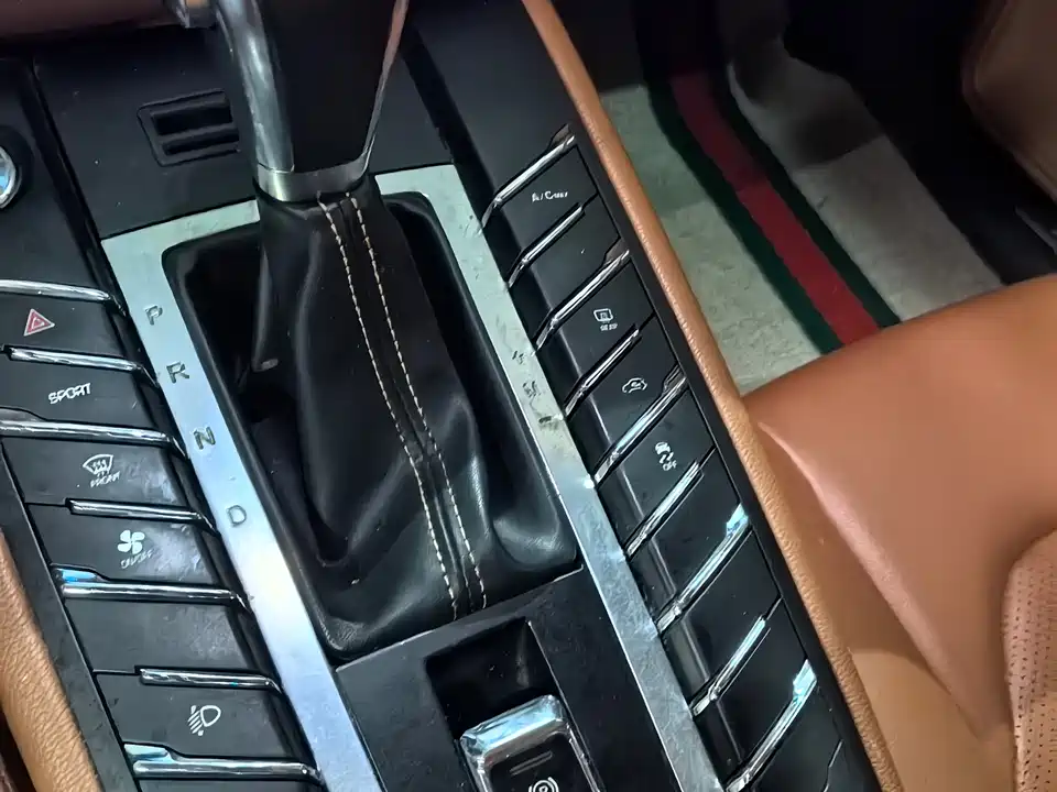 Zotye SR9 Zotye SR9