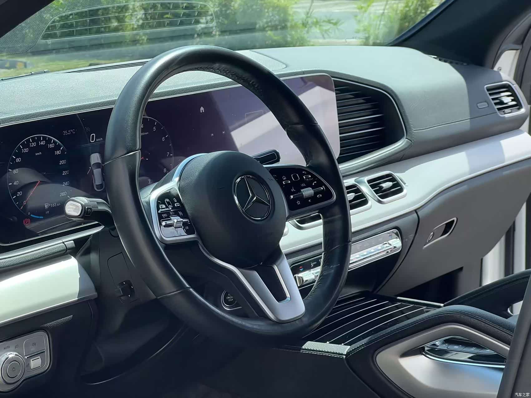 Mercedes-Benz GLE, 2020 15