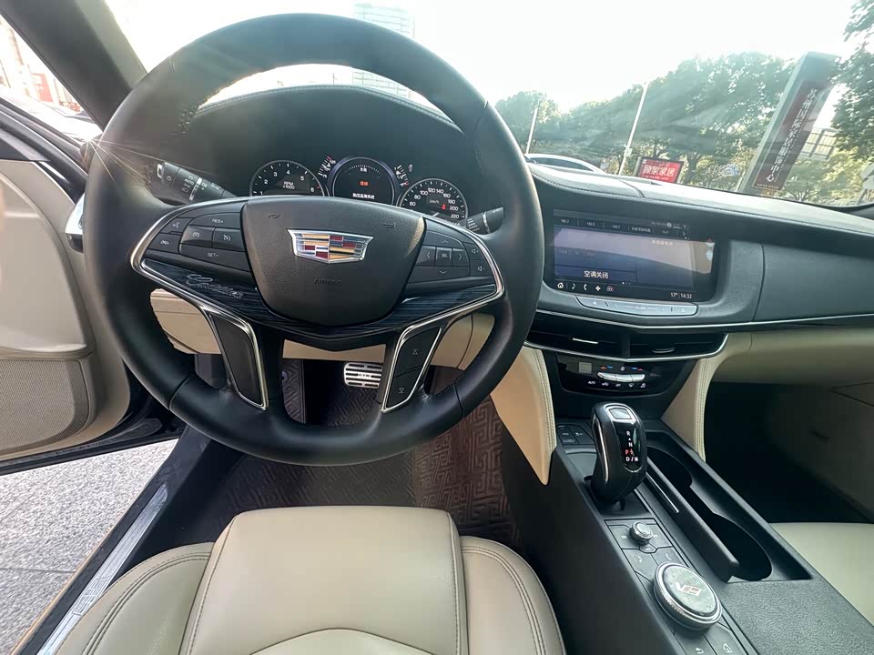 Cadillac CT6