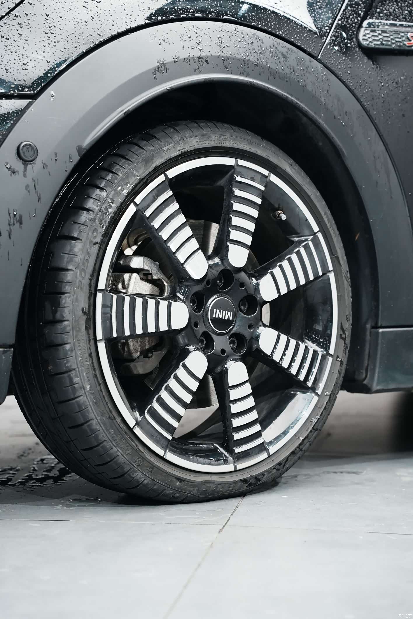 Mini Cooper, 2024 все фото