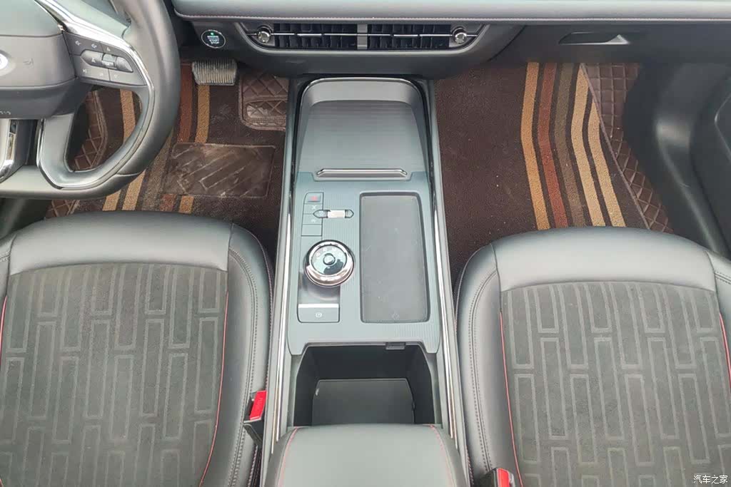 Ford Mondeo, 2024 16