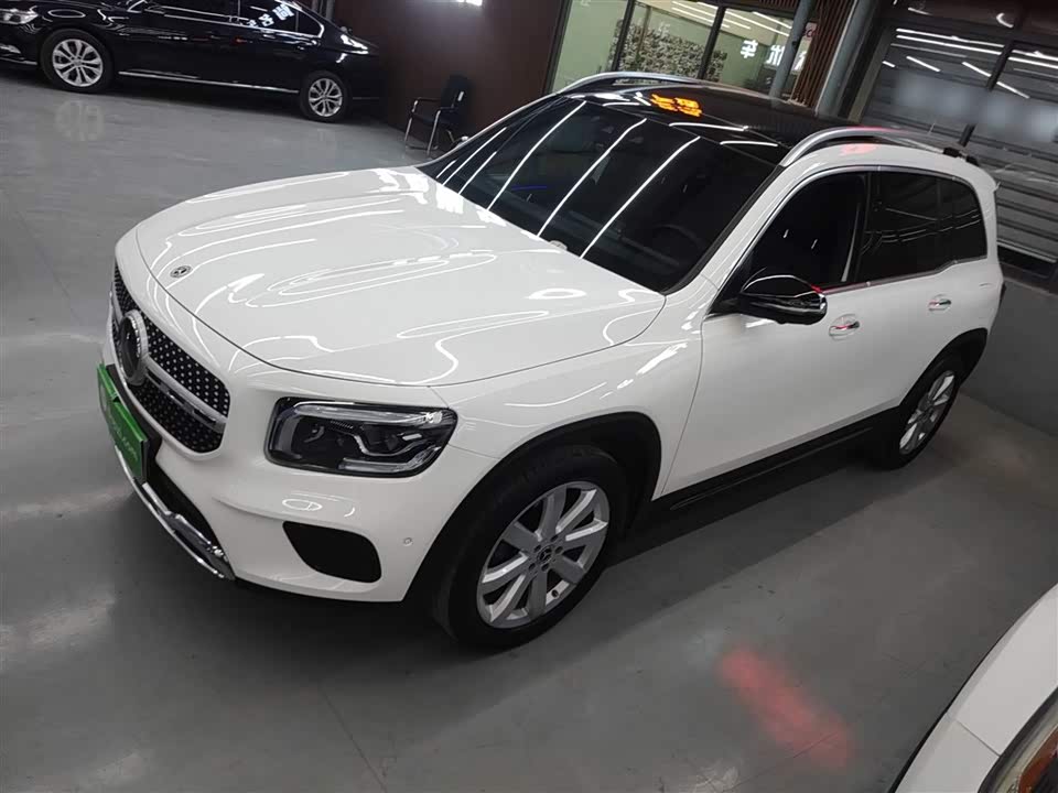 Mercedes-Benz GLB