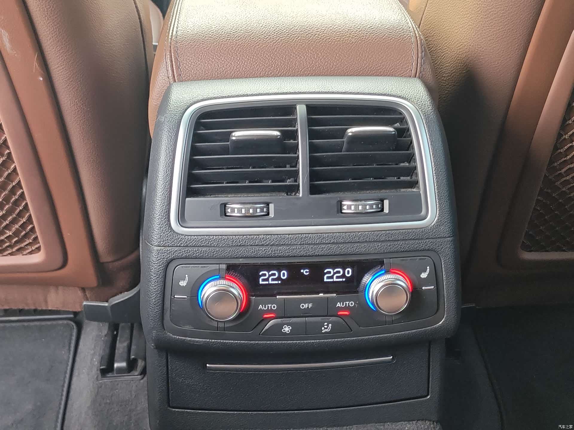 Audi A6L, 2017 24
