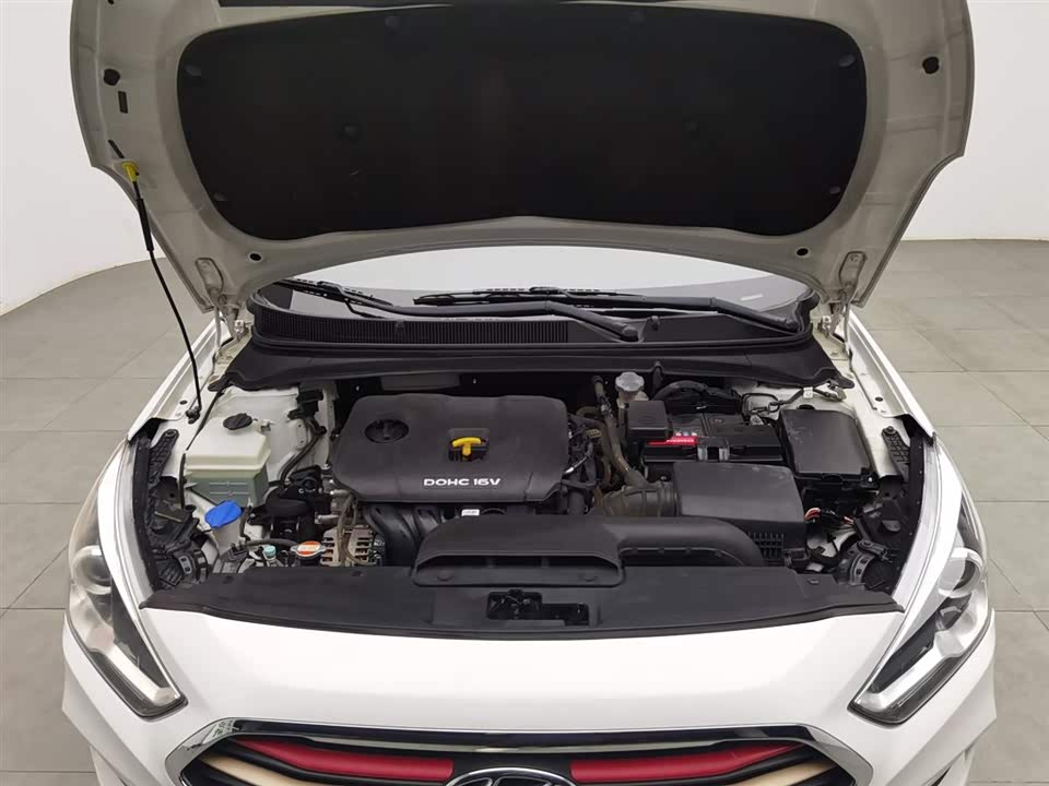 Hyundai Name picture