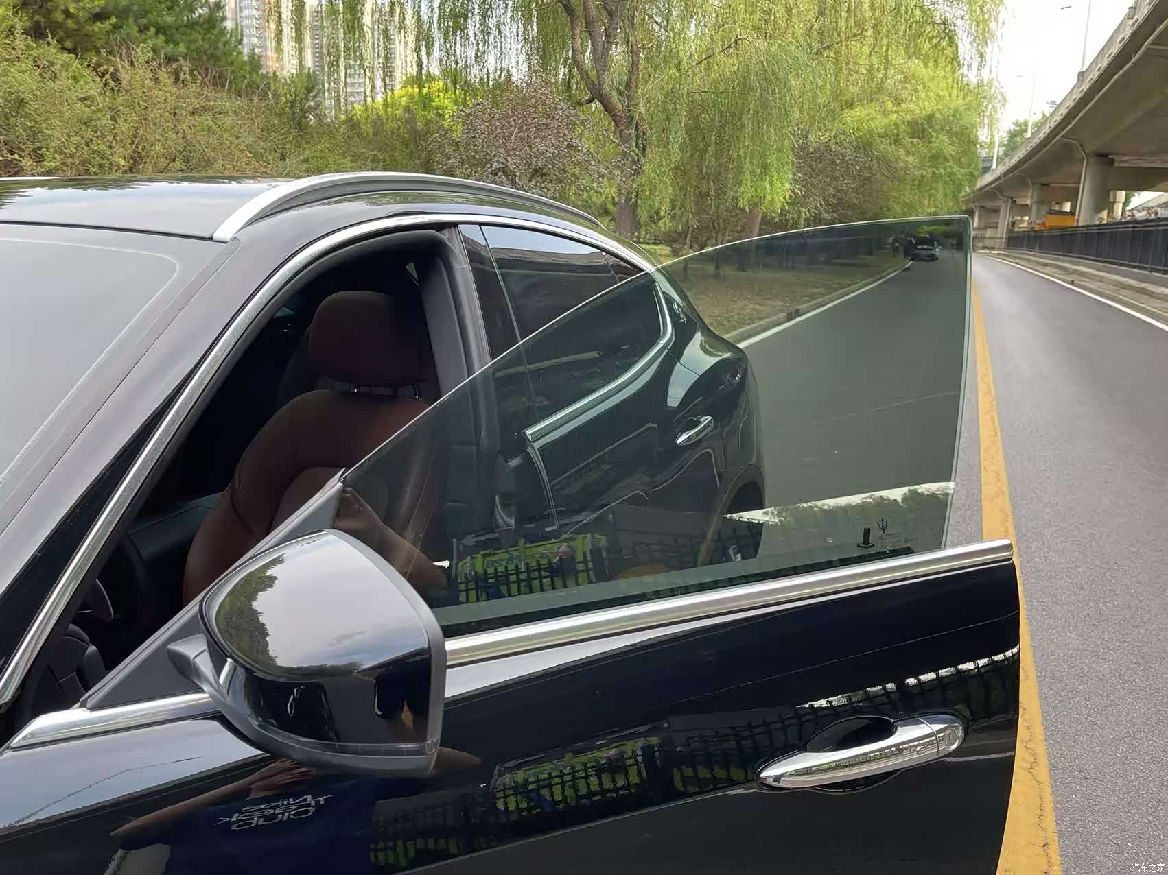 Maserati Levante, 2018 13