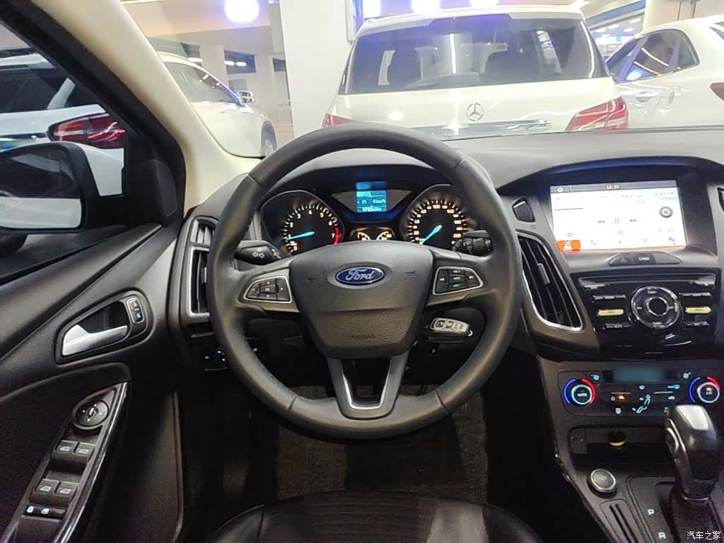 Ford Focus, 2016 11