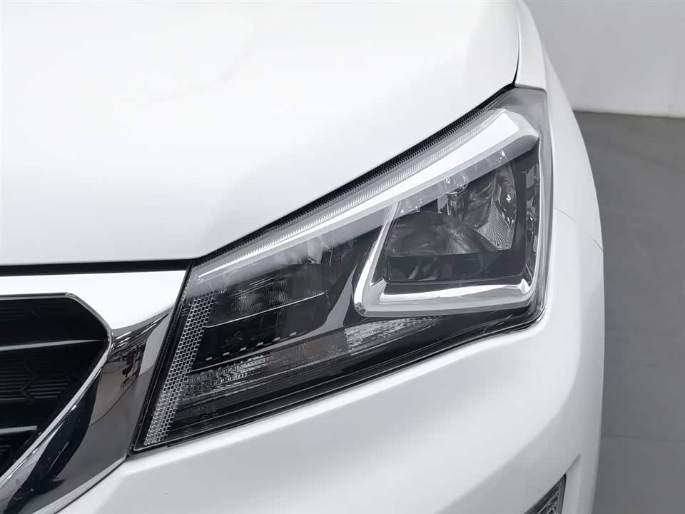 Changan CS15