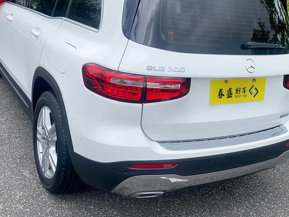 Mercedes-Benz GLB Mercedes-Benz GLB