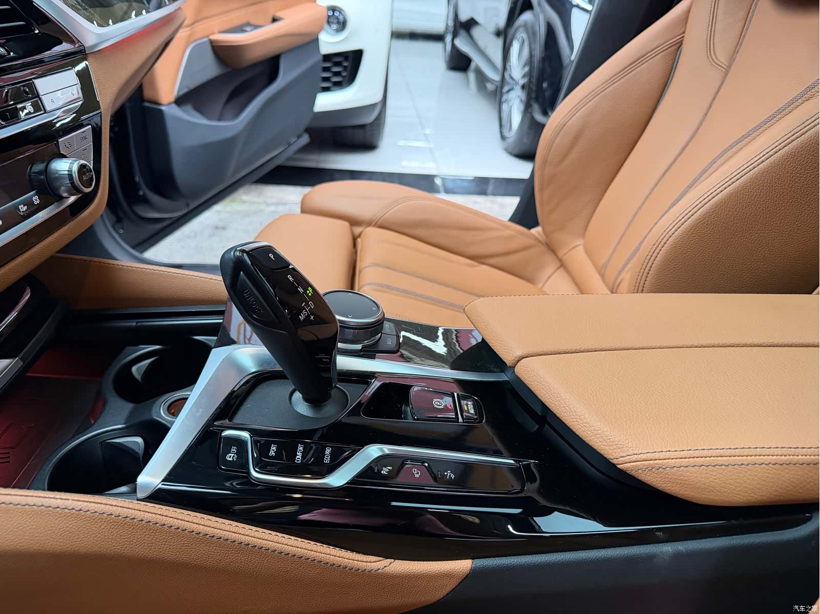 BMW 6 Series GT, 2023 10