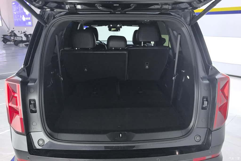 Trumpchi GS8, 2022 4