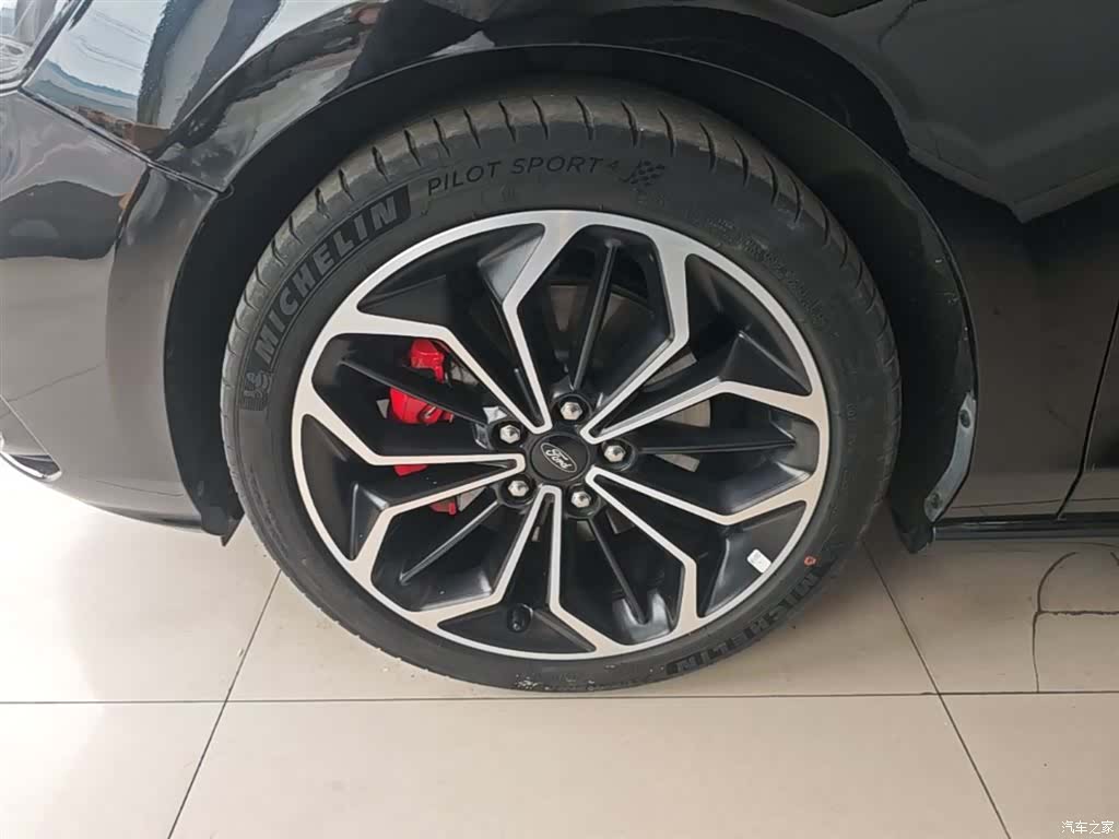 Ford Focus, 2020 23