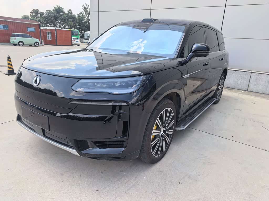 Denza N9