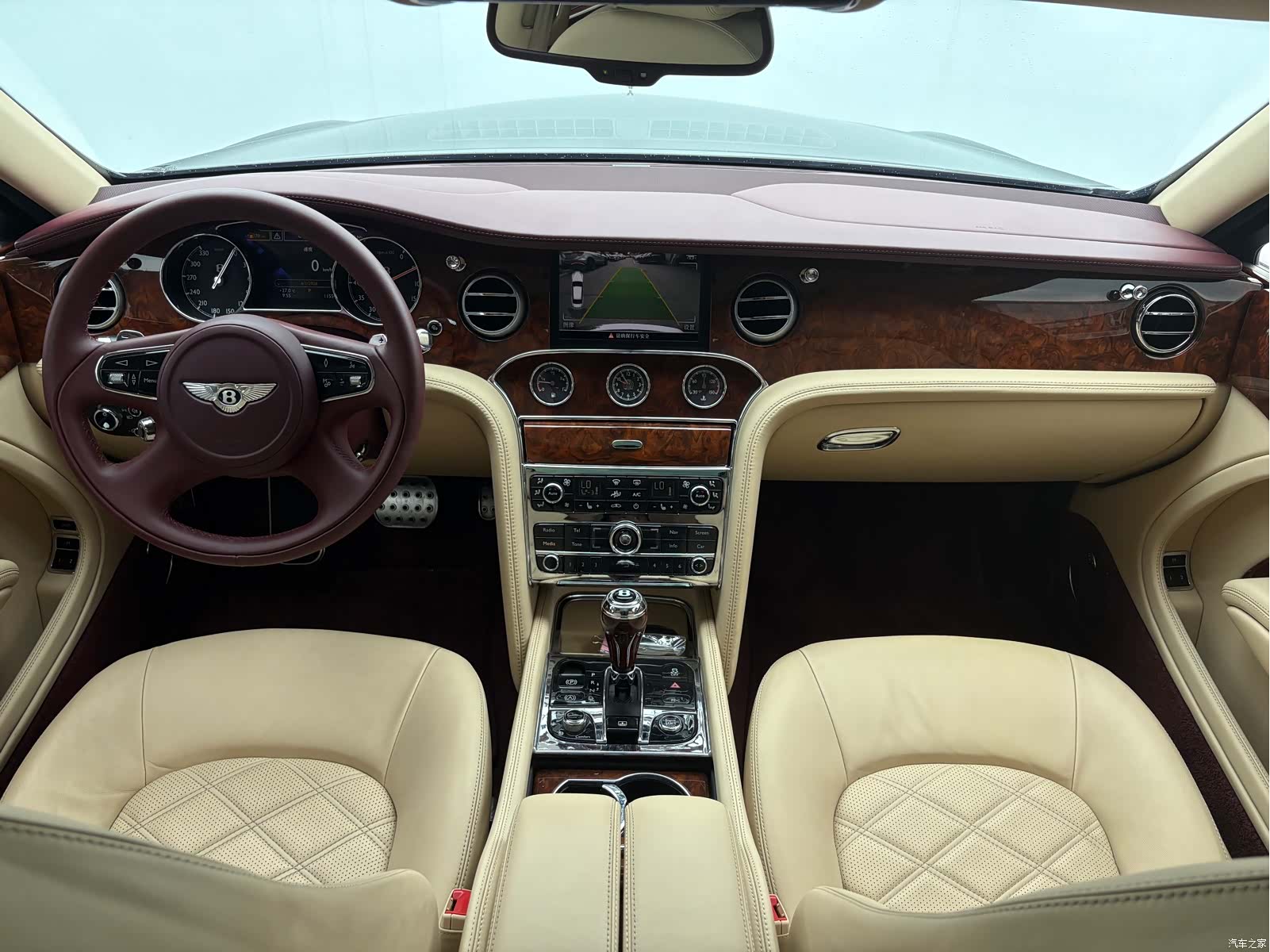 Bentley Mulsanne, 2014 6