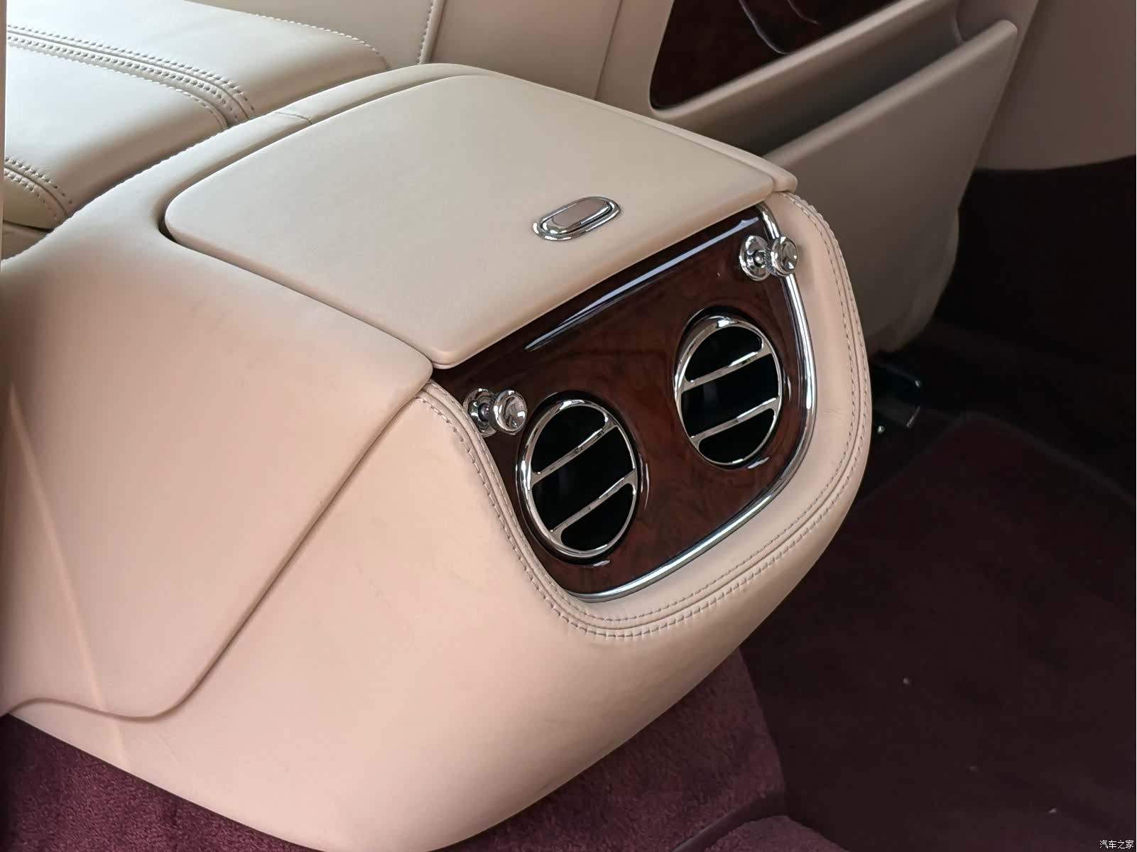 Bentley Mulsanne, 2014 17