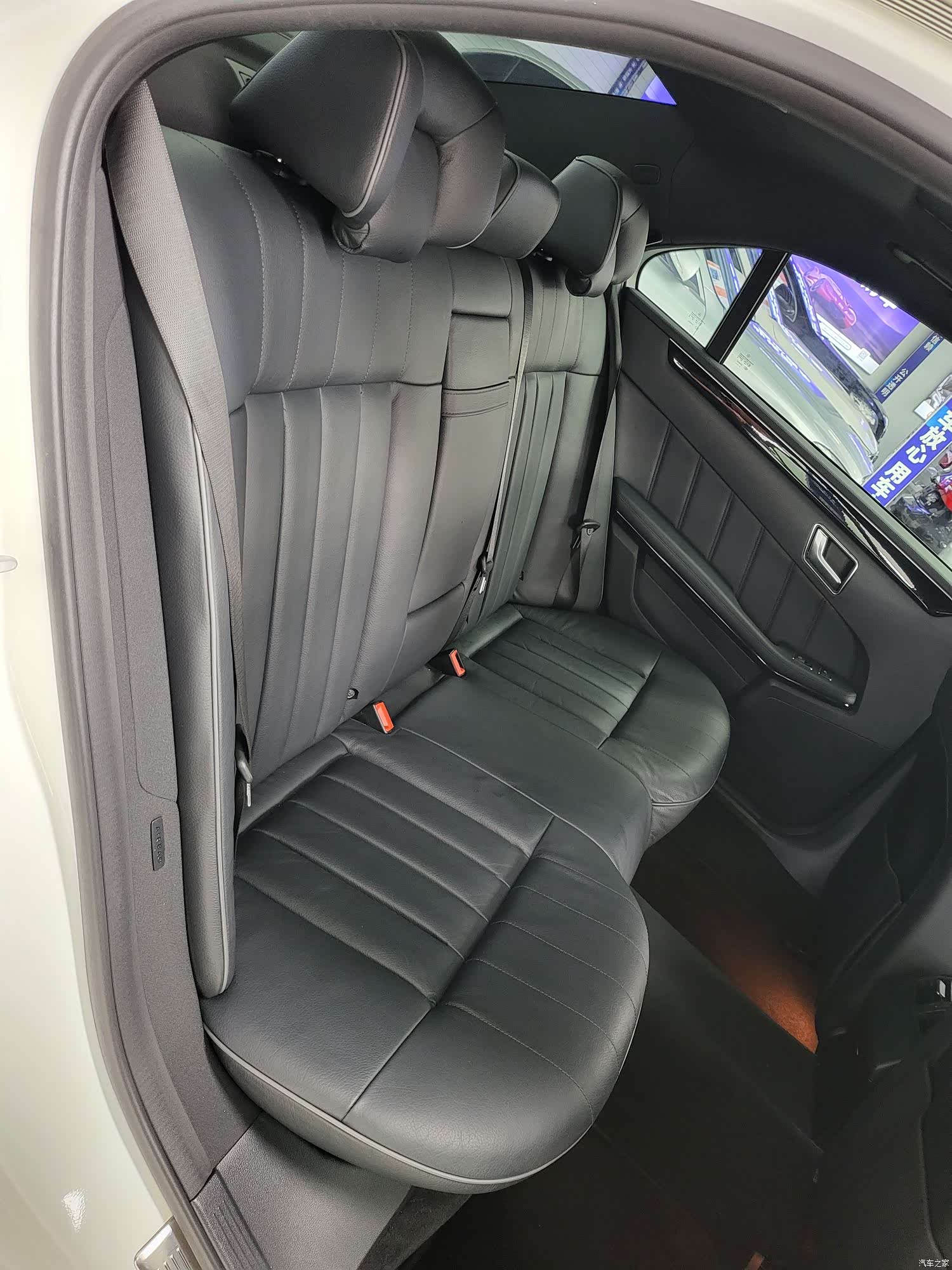 Mercedes-Benz E-Class, 2014 9
