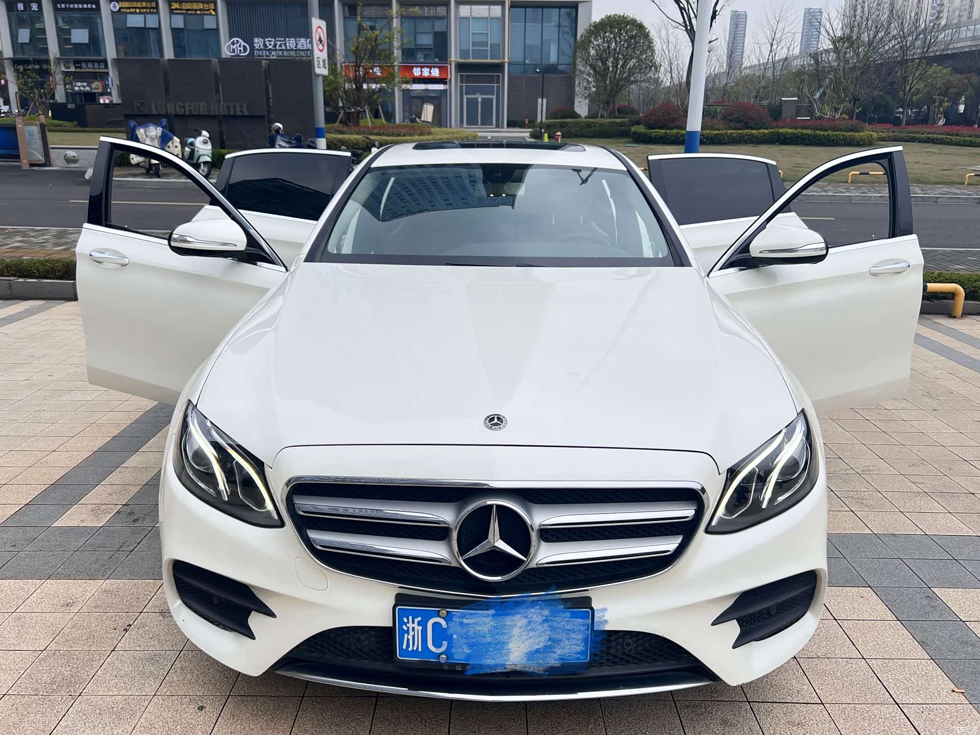 Mercedes-Benz E-Class, 2018 17
