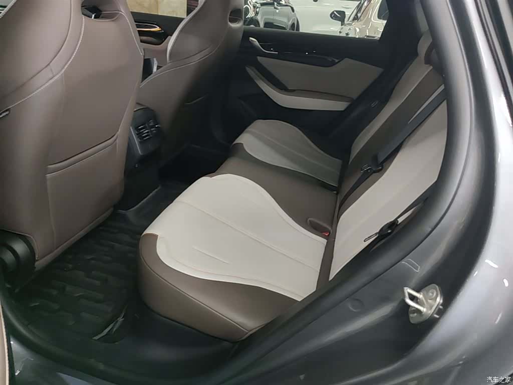 BYD Qin, 2025 17