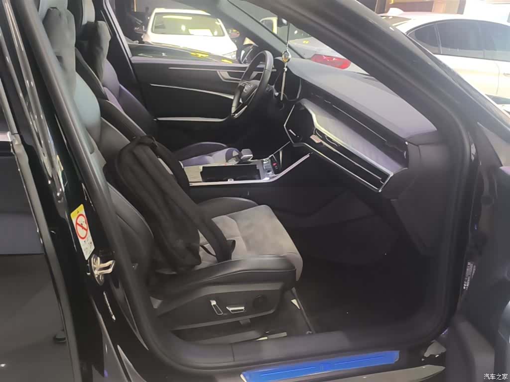 Audi A6L, 2023 25