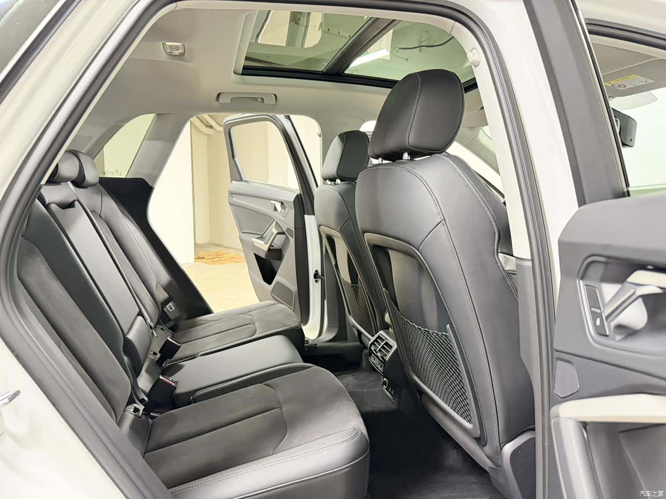 Audi Q3, 2022 9
