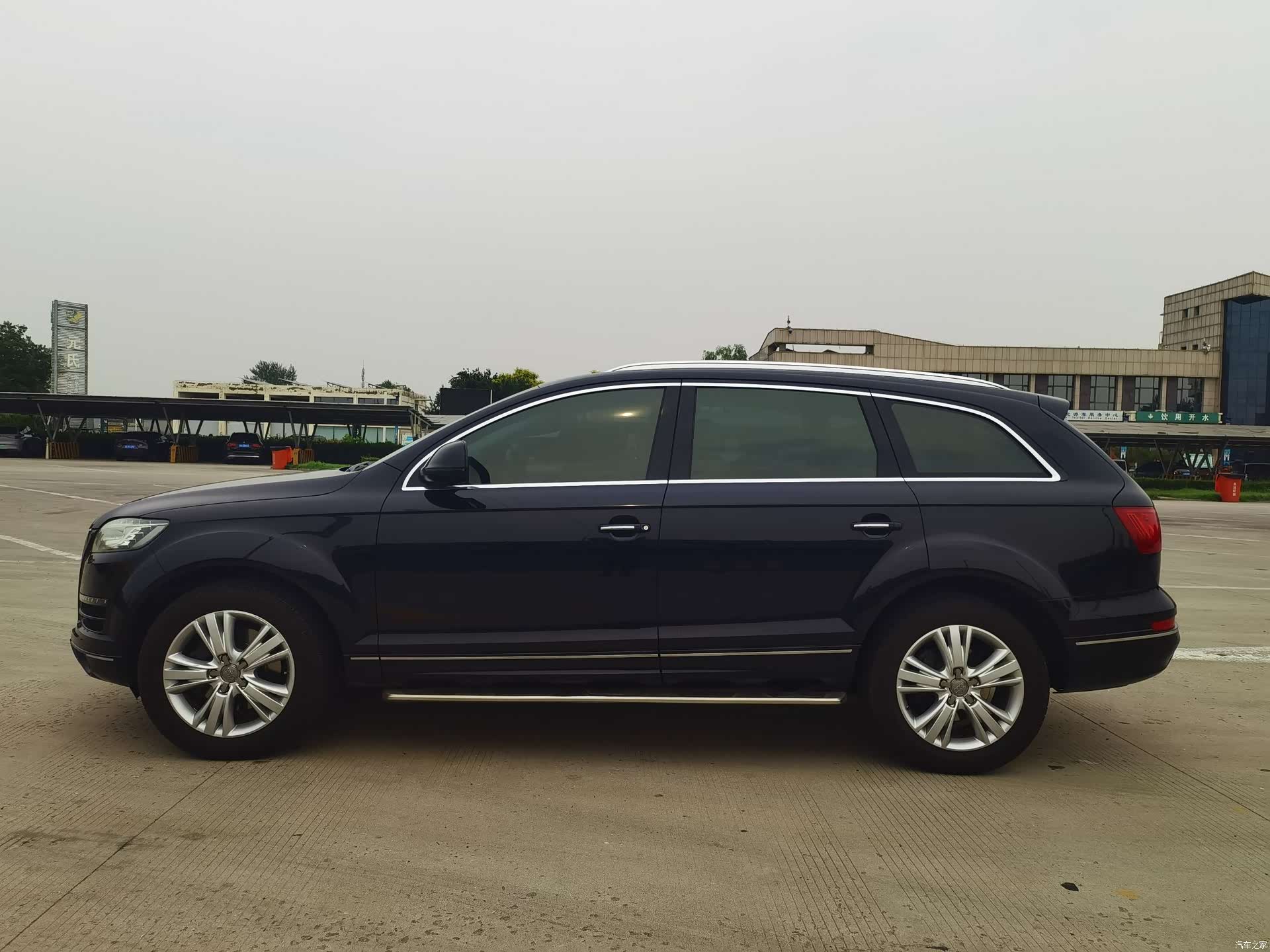 Audi Q7, 2012 4
