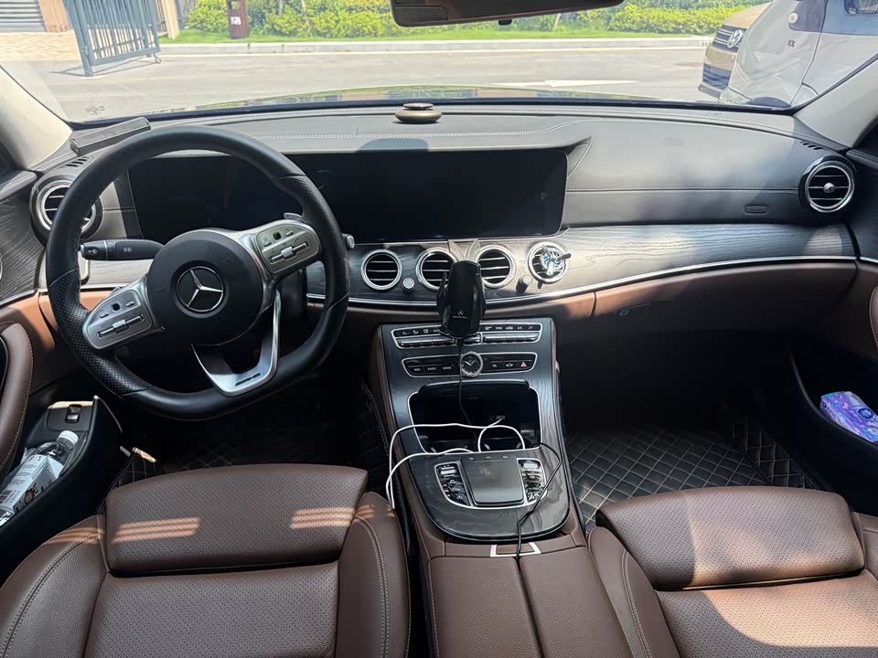 Mercedes-Benz E-class Mercedes-Benz E-class