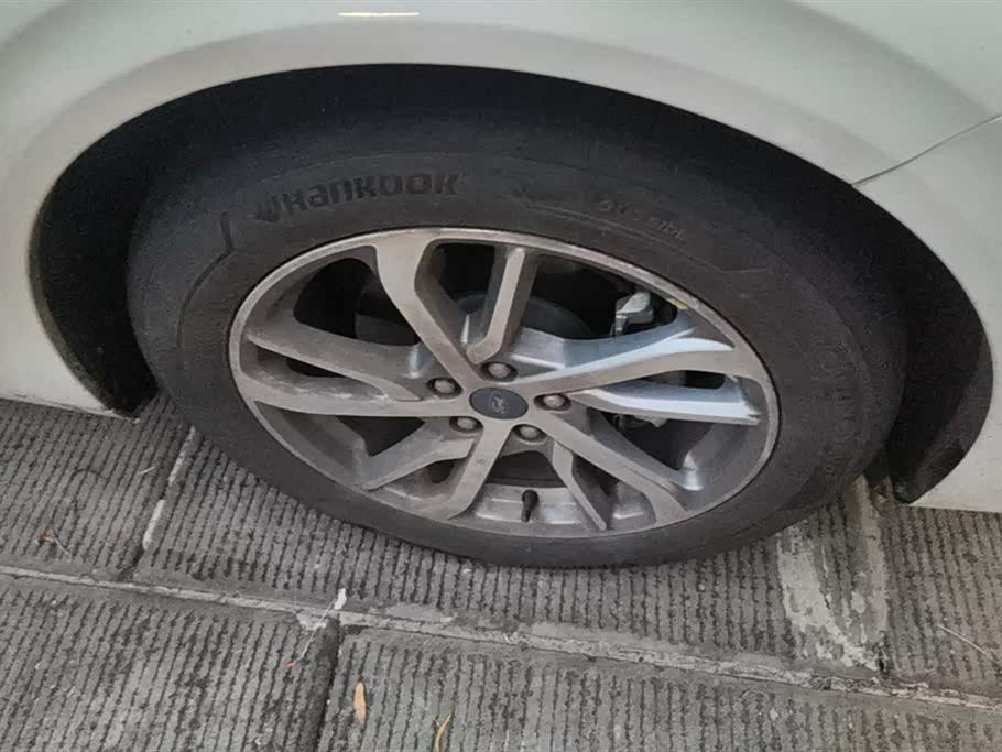 Ford Mondeo Ford Mondeo
