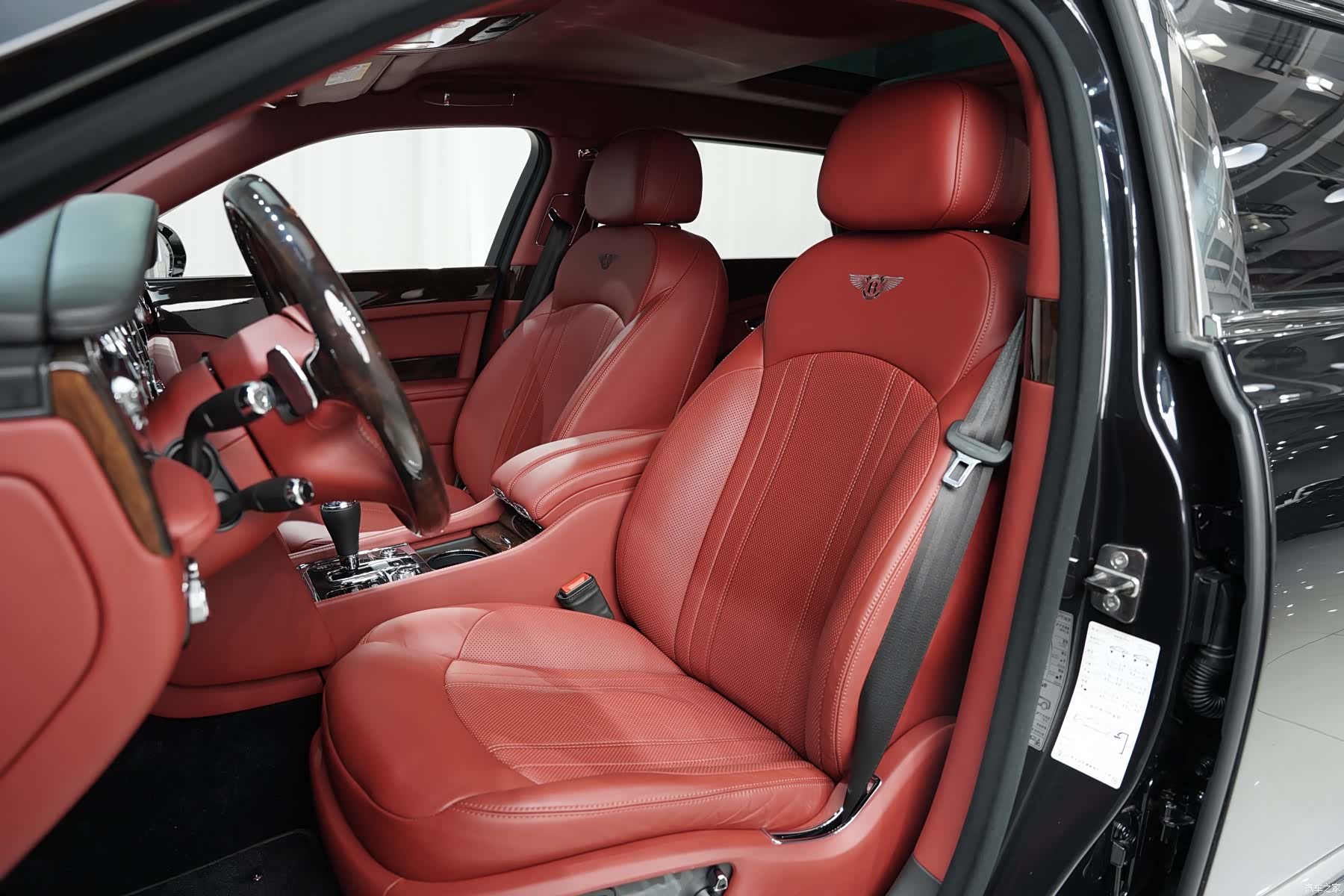 Bentley Mulsanne, 2020 8