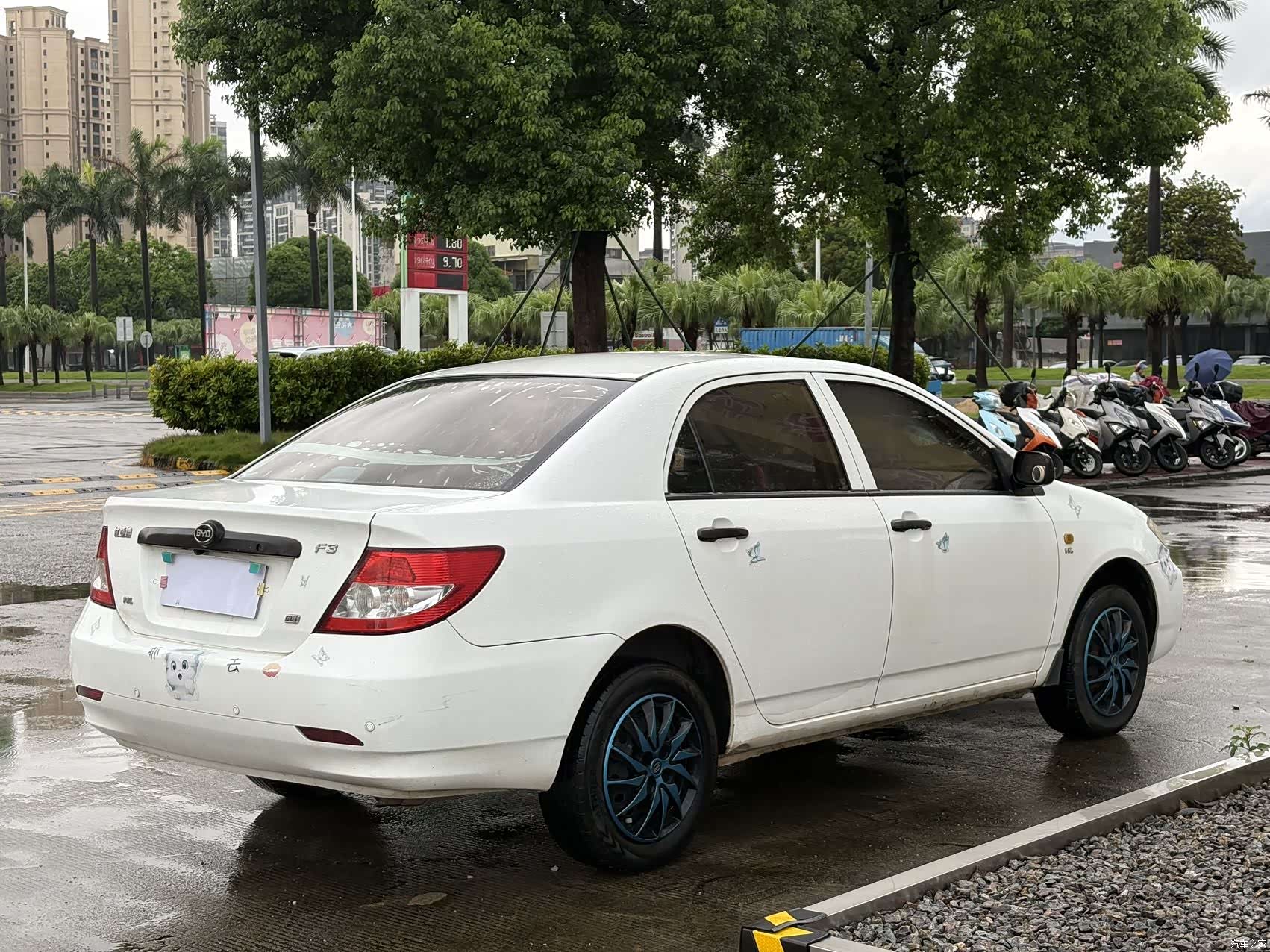 BYD F3, 2016 9
