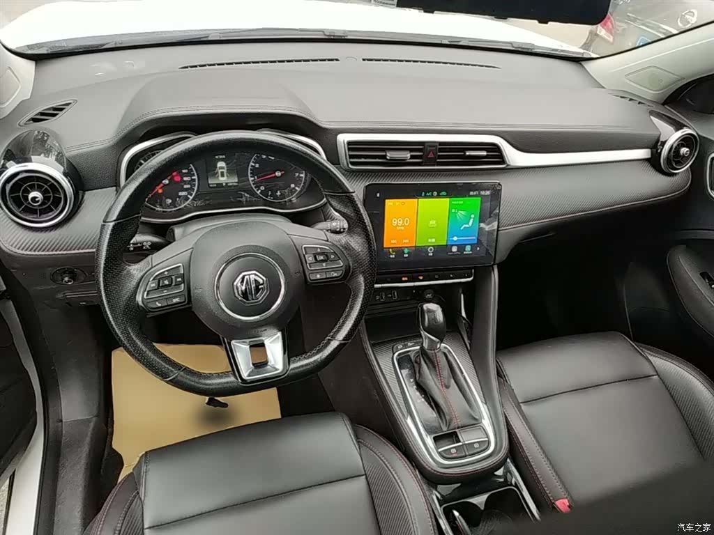 MG ZS, 2023 10