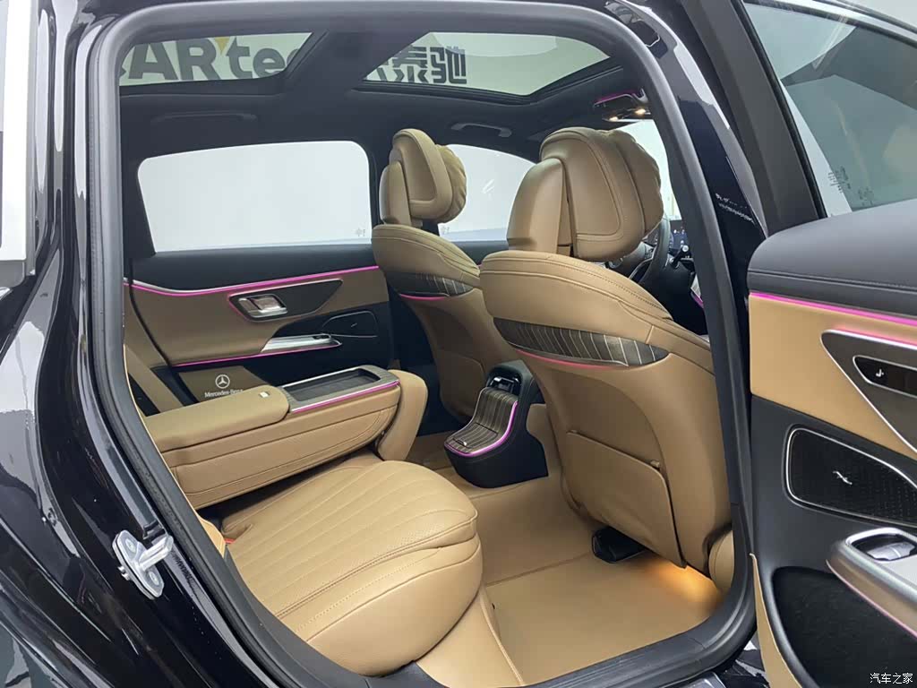 Mercedes-Benz E-Class, 2024 19