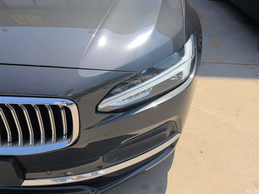 Volvo S90, 2022 24