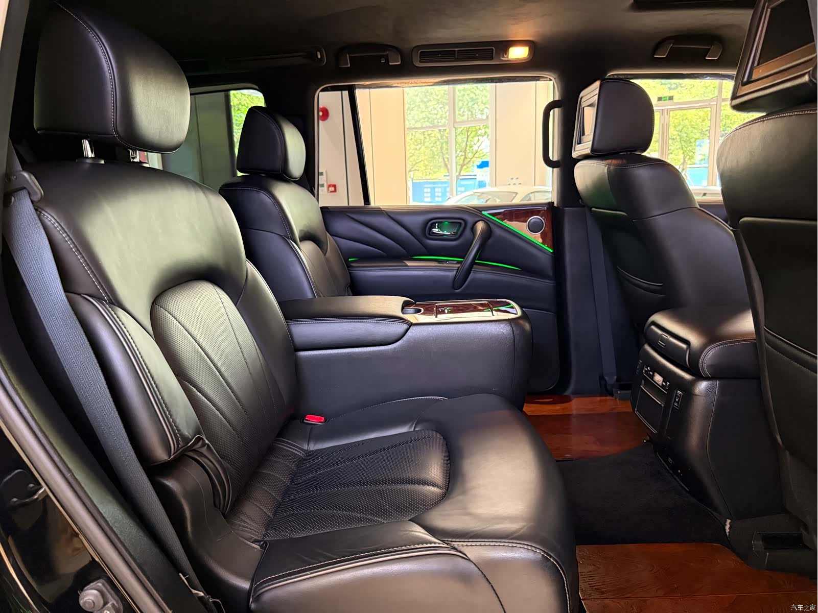 Infiniti QX80, 2017 13