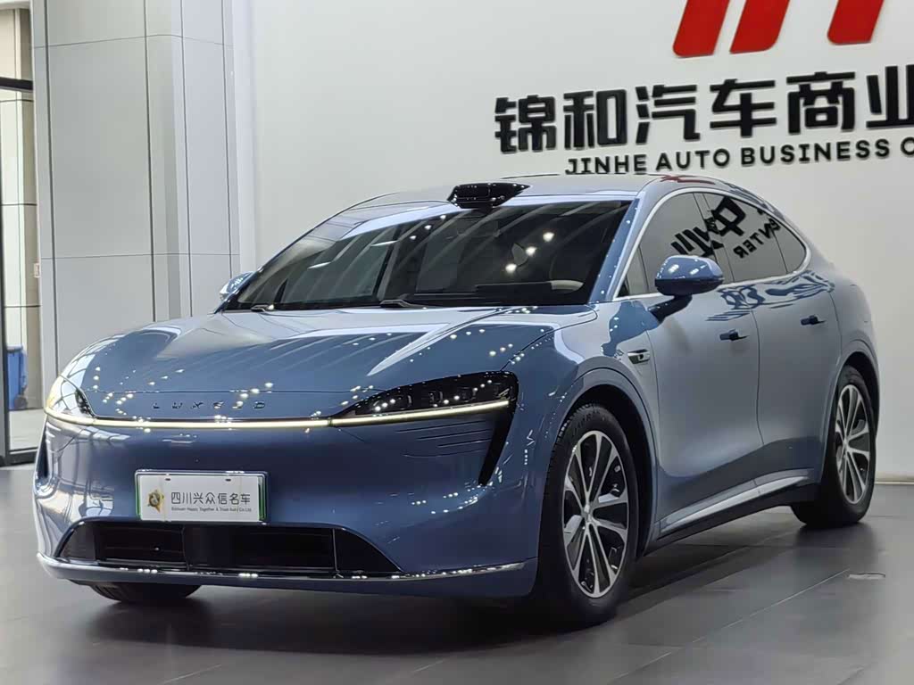 Luxeed R7